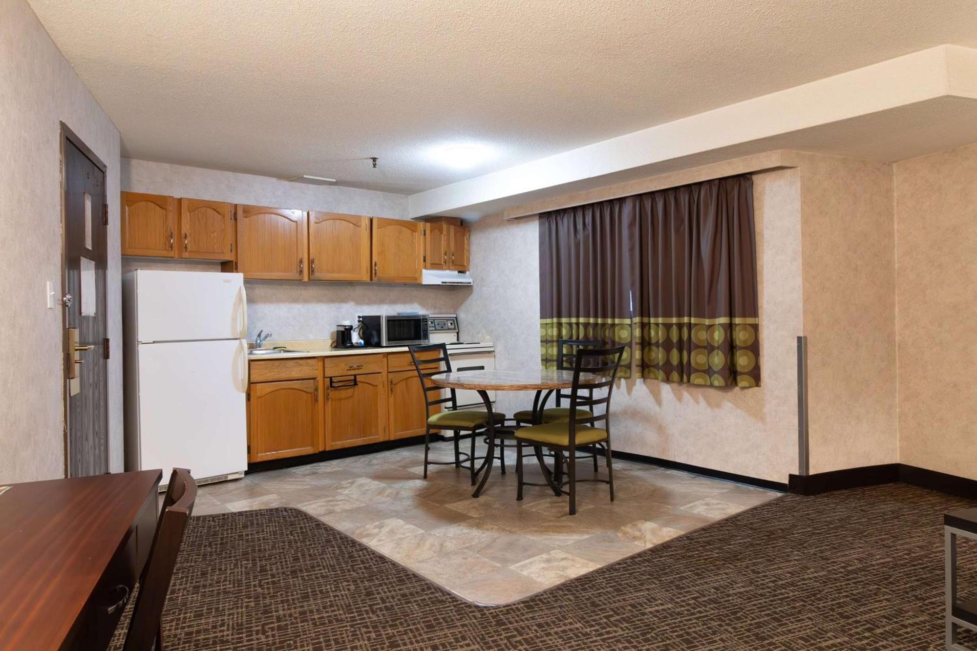 Super 8 By Wyndham Prince George Exterior foto